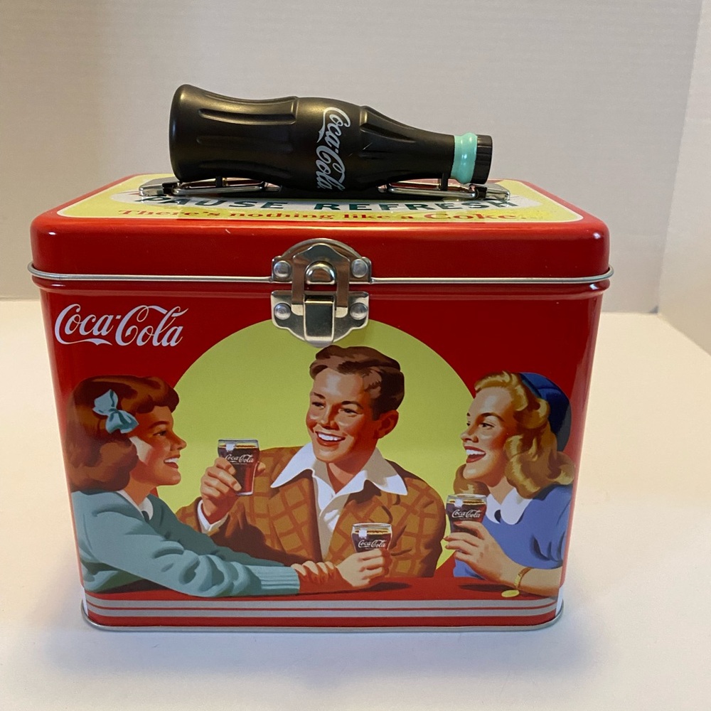 Coca Cola/Coke Tin Recipe Card File Coke Bottle Handle Retro Vintage